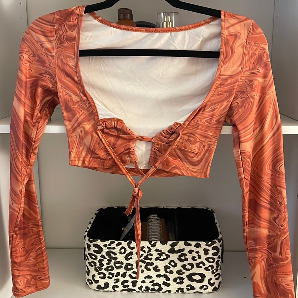 never worn front tie crop top